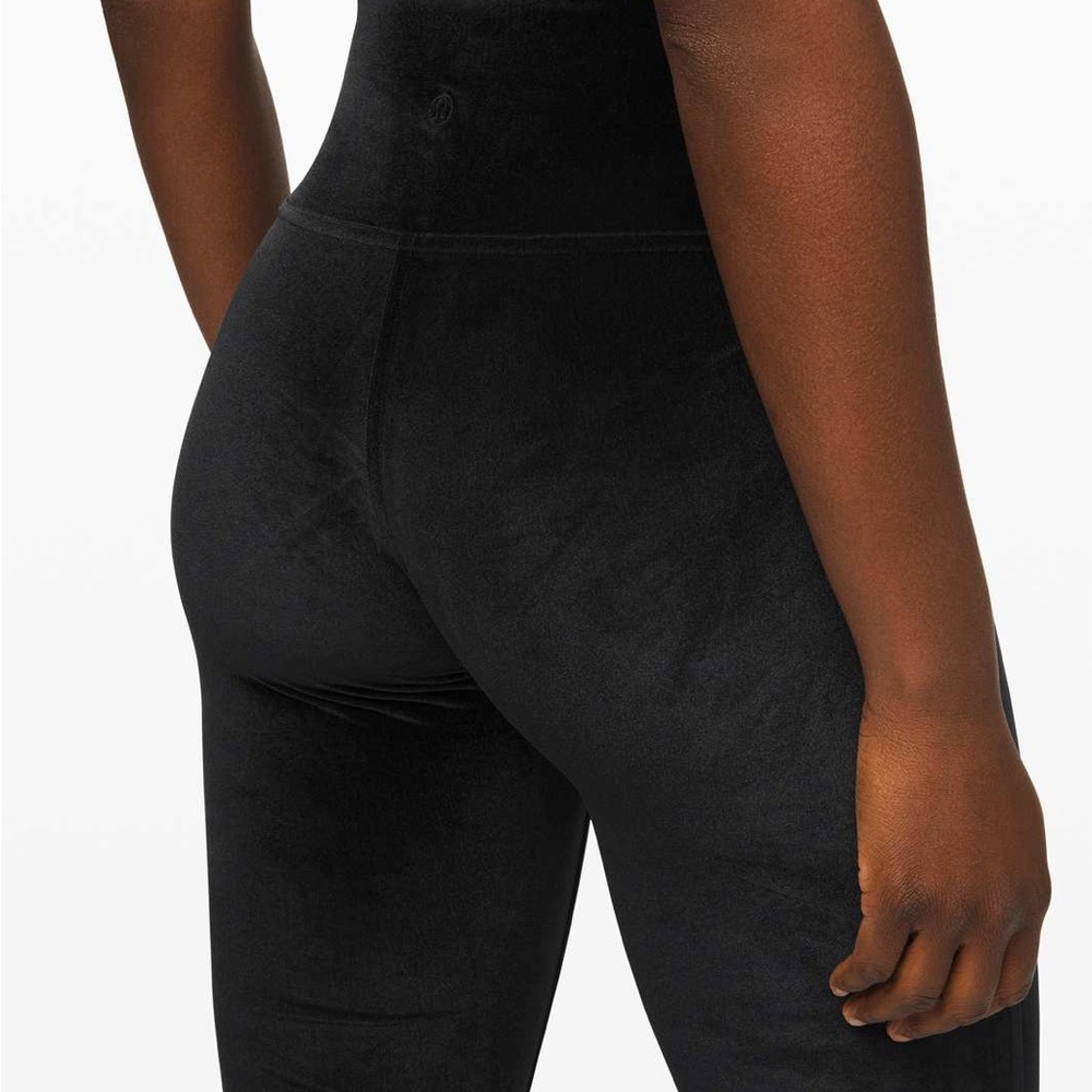 Lululemon Wunder Lounge High-Rise
Tight 28" *Velvet - Black $118 Retail - Picture 3 of 12